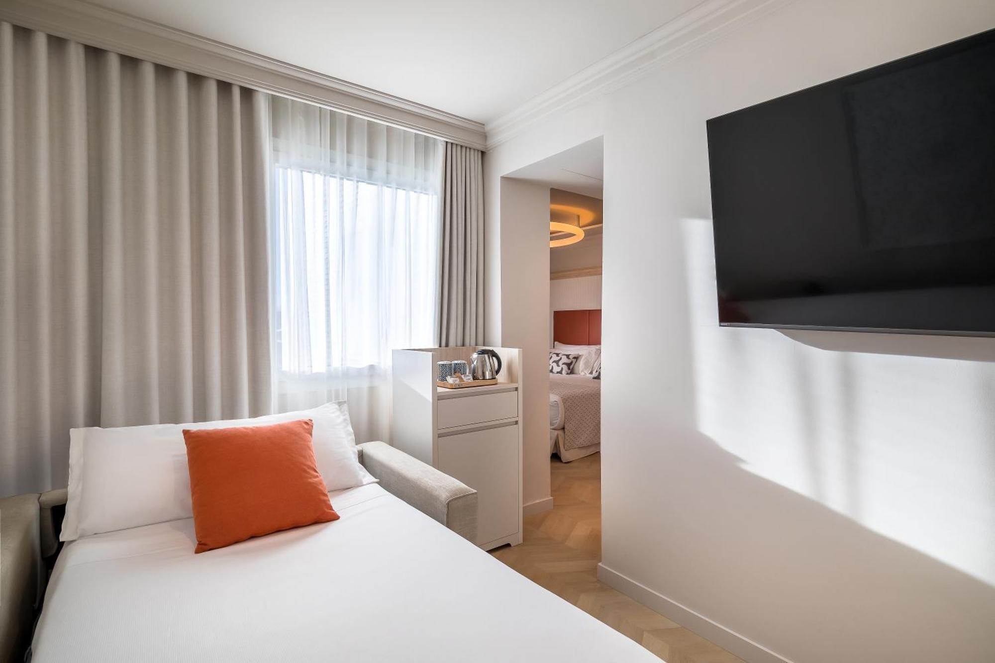 Triple Room,1530611827:JPEG