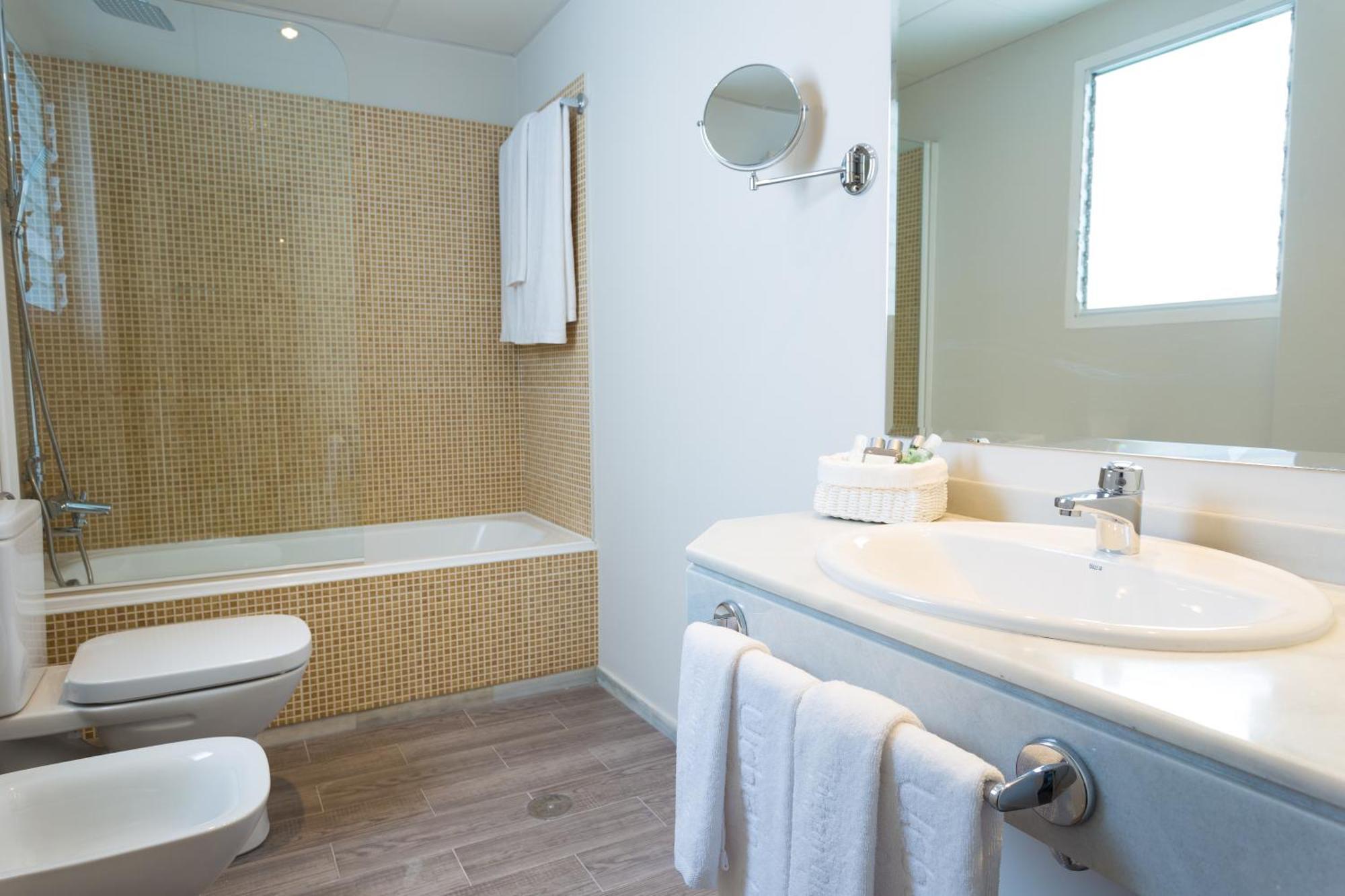 Premium Double Room,1014117748:JPEG