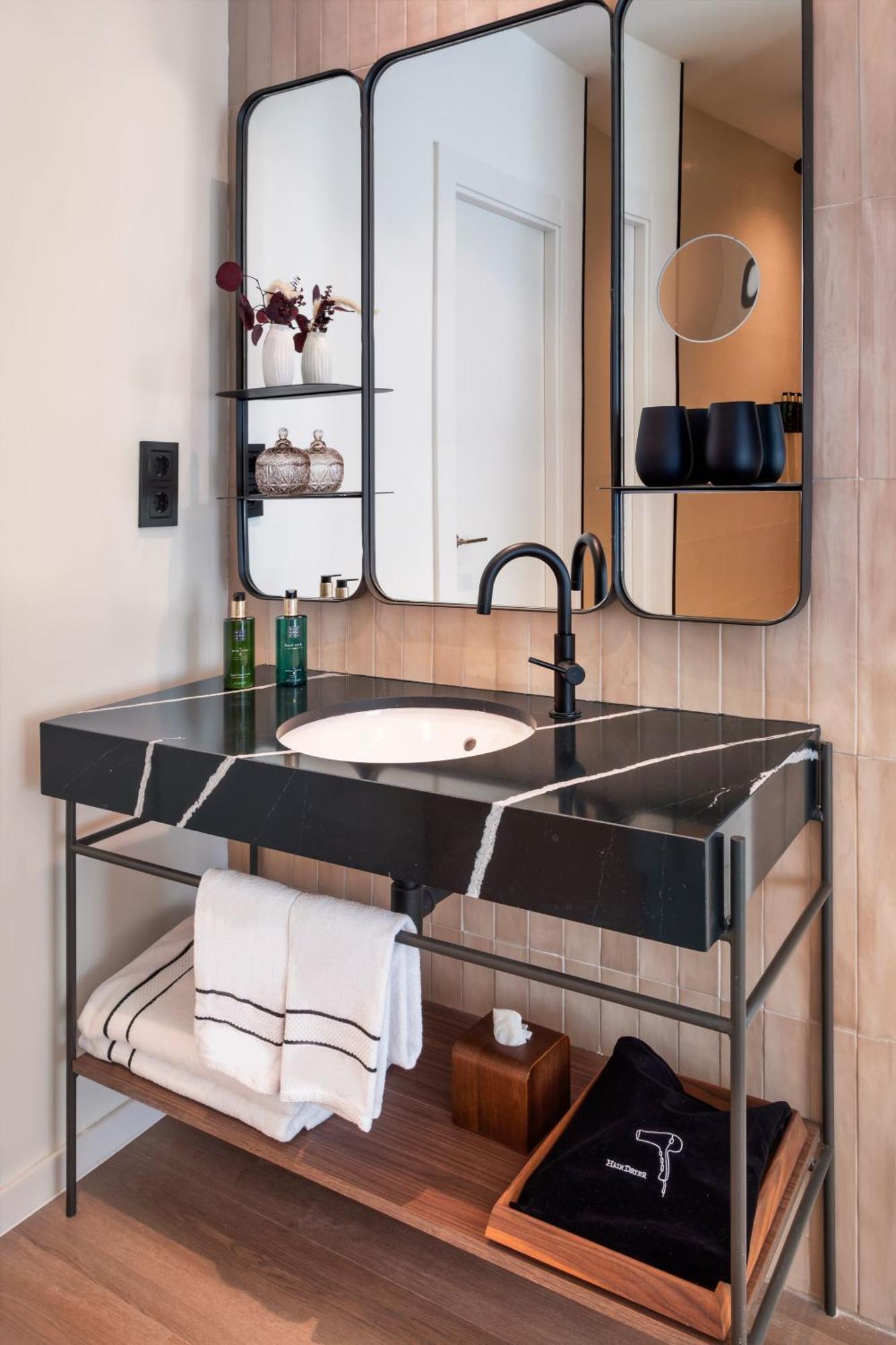 Suite The Level With Terrace
