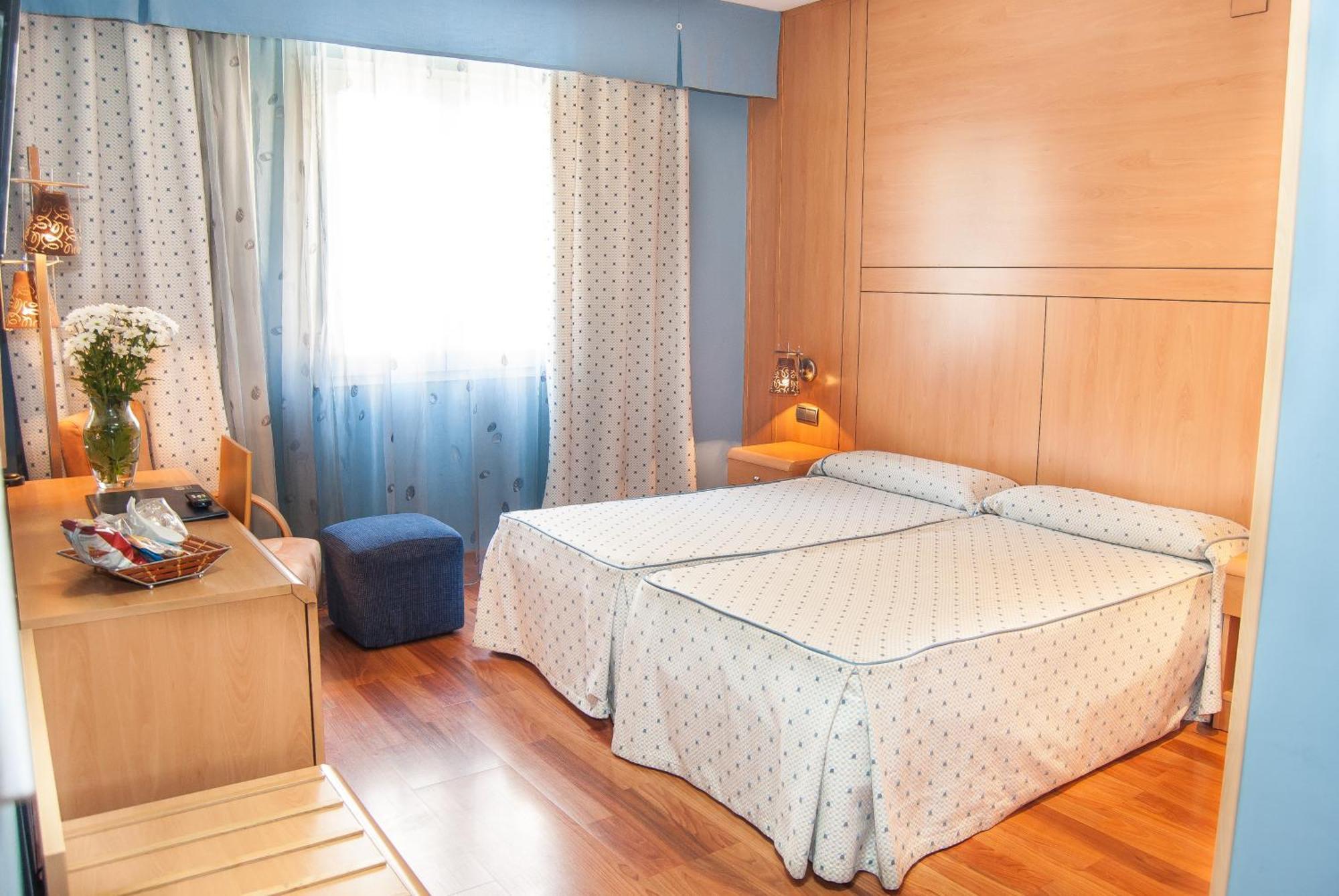 Twin Room,1207817977:JPEG