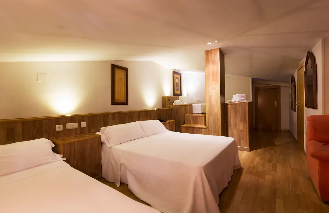 Hotel Boutique Reina Mora-1